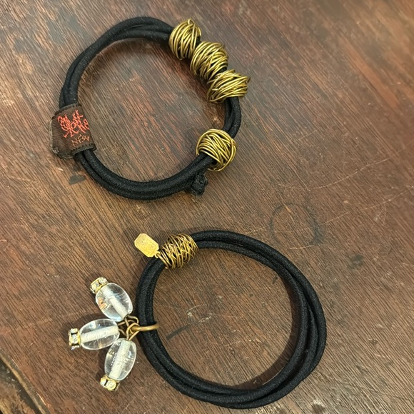 Colette Malouf set of 2 Y2K 90-00 pony hair ties BNWT